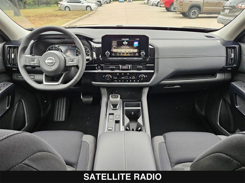 new 2025 Nissan Pathfinder car, priced at $33,202