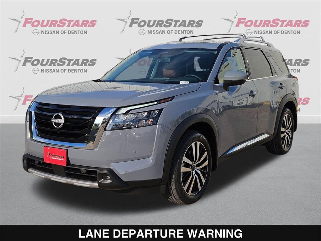 new 2025 Nissan Pathfinder car, priced at $44,171