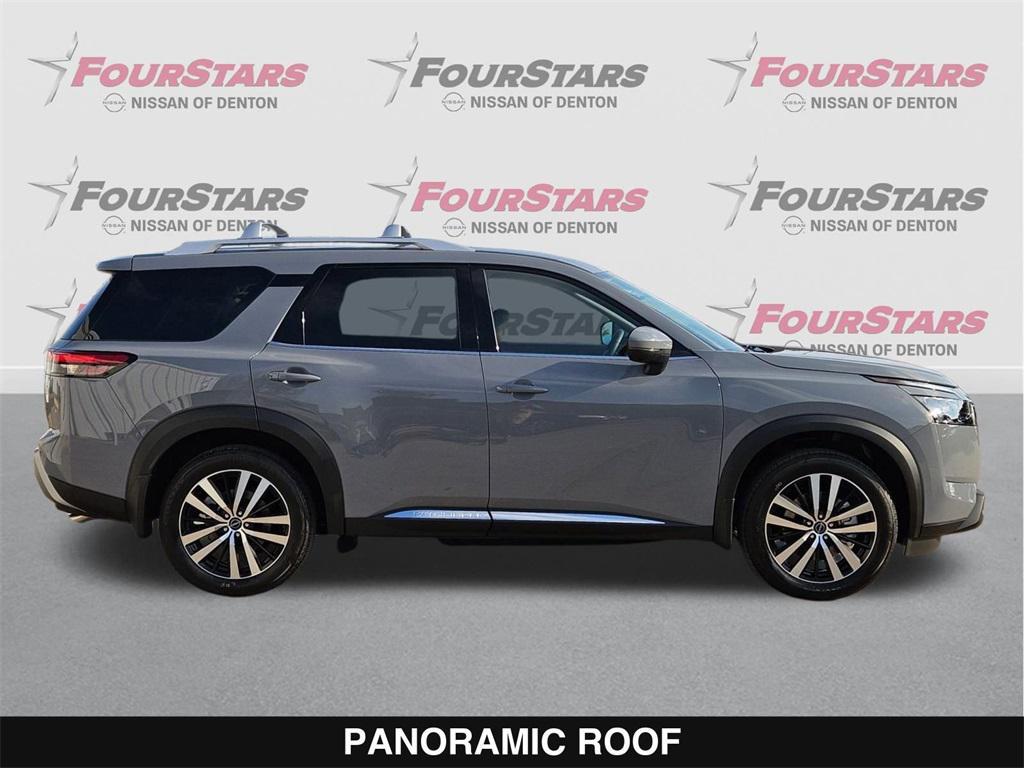 new 2025 Nissan Pathfinder car, priced at $44,171