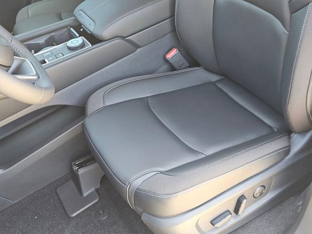 new 2025 Nissan Pathfinder car, priced at $44,119