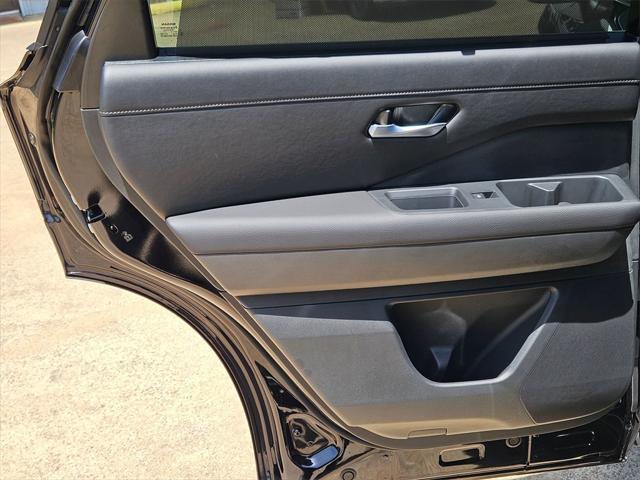 new 2025 Nissan Pathfinder car, priced at $44,119