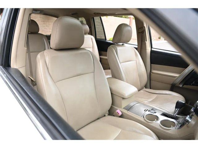used 2012 Toyota Highlander Hybrid car, priced at $14,994