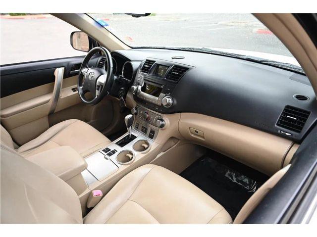 used 2012 Toyota Highlander Hybrid car, priced at $14,994