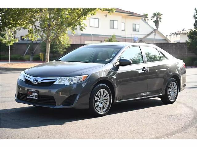 used 2013 Toyota Camry Hybrid car, priced at $13,999