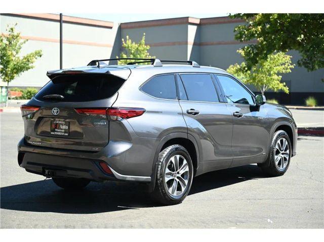 used 2021 Toyota Highlander Hybrid car, priced at $29,661
