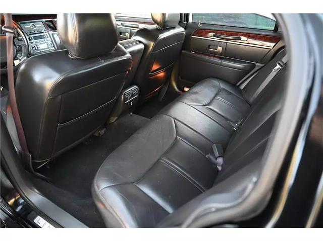 used 2008 Lincoln Town Car car, priced at $11,989