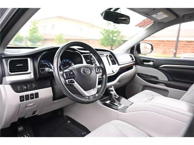 used 2016 Toyota Highlander Hybrid car, priced at $24,777