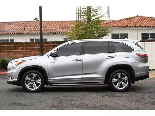 used 2016 Toyota Highlander Hybrid car, priced at $24,777