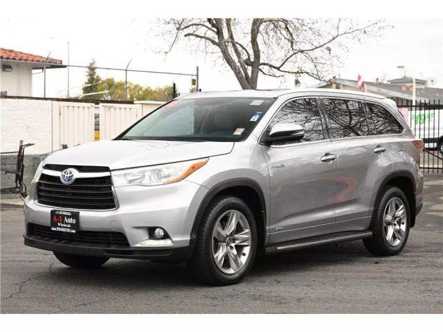 used 2016 Toyota Highlander Hybrid car, priced at $24,777