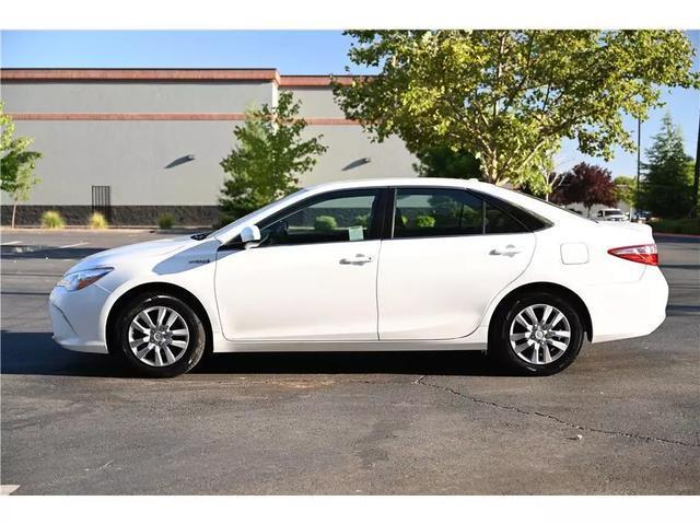 used 2017 Toyota Camry Hybrid car, priced at $15,557