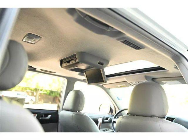 used 2012 Toyota Highlander Hybrid car, priced at $16,777