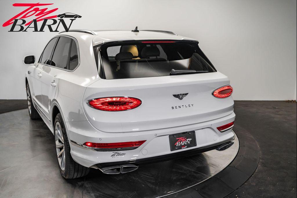 used 2021 Bentley Bentayga car, priced at $122,900