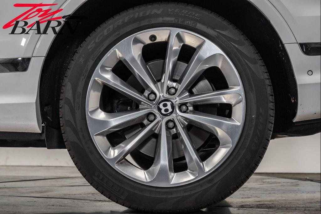 used 2021 Bentley Bentayga car, priced at $122,900