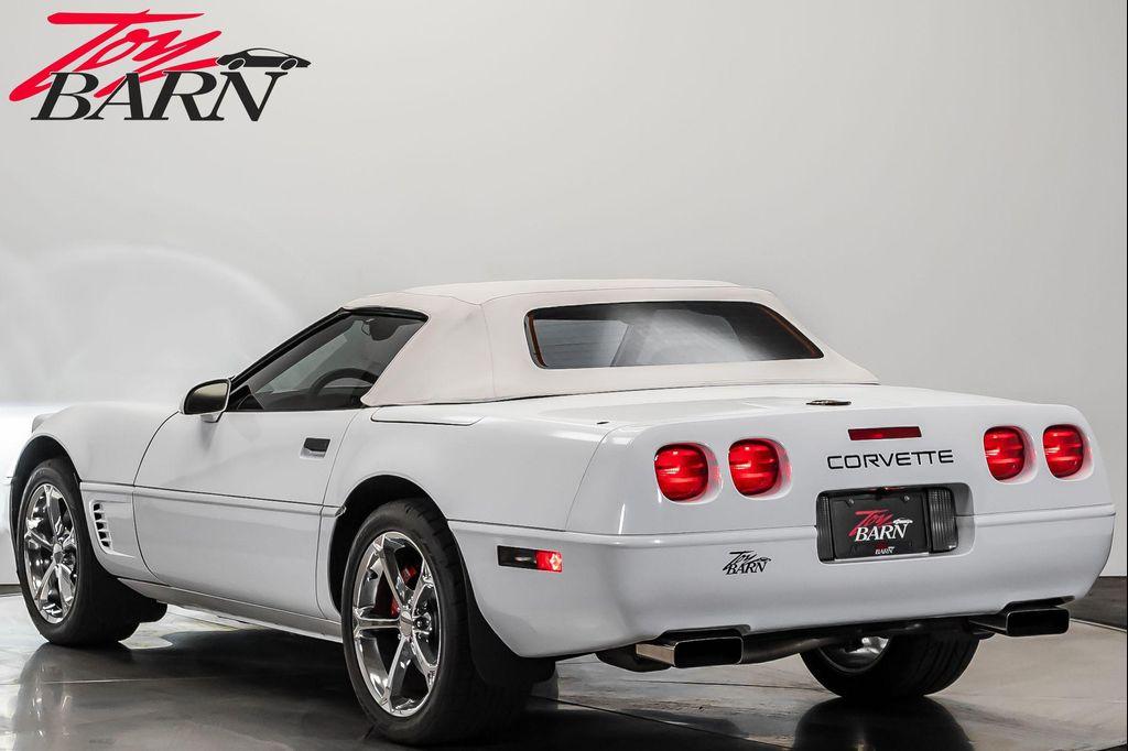 used 1995 Chevrolet Corvette car, priced at $17,000