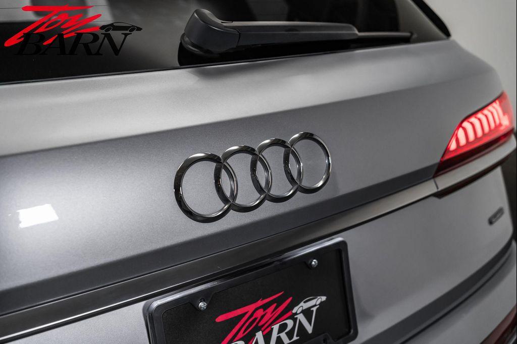used 2022 Audi Q7 car, priced at $38,990
