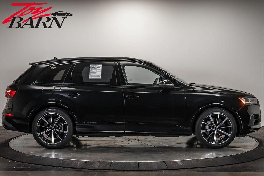 used 2023 Audi Q7 car, priced at $52,490