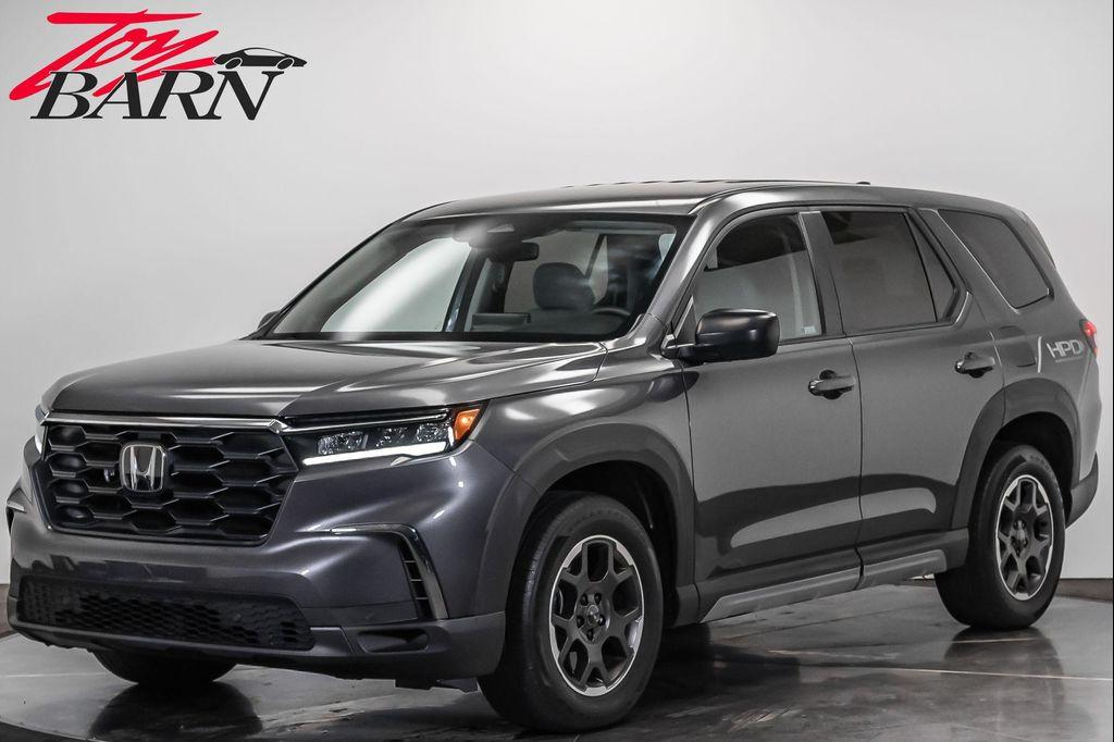 used 2023 Honda Pilot car, priced at $34,300