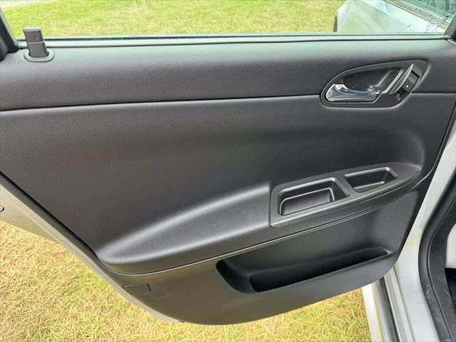 used 2014 Chevrolet Impala Limited car, priced at $5,595