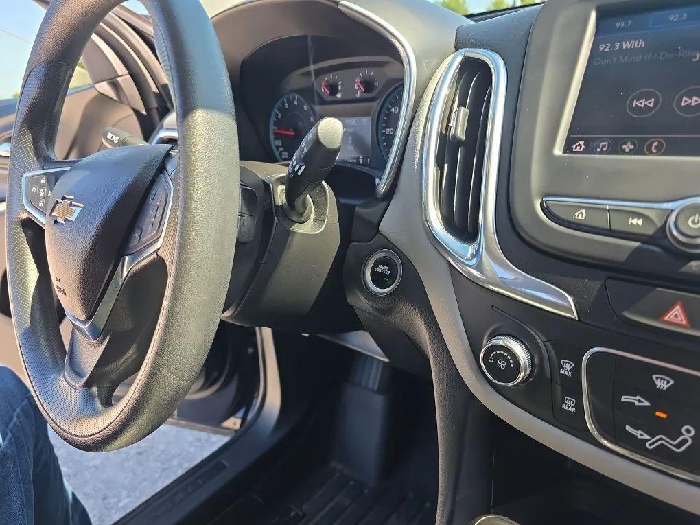 used 2020 Chevrolet Equinox car, priced at $14,998
