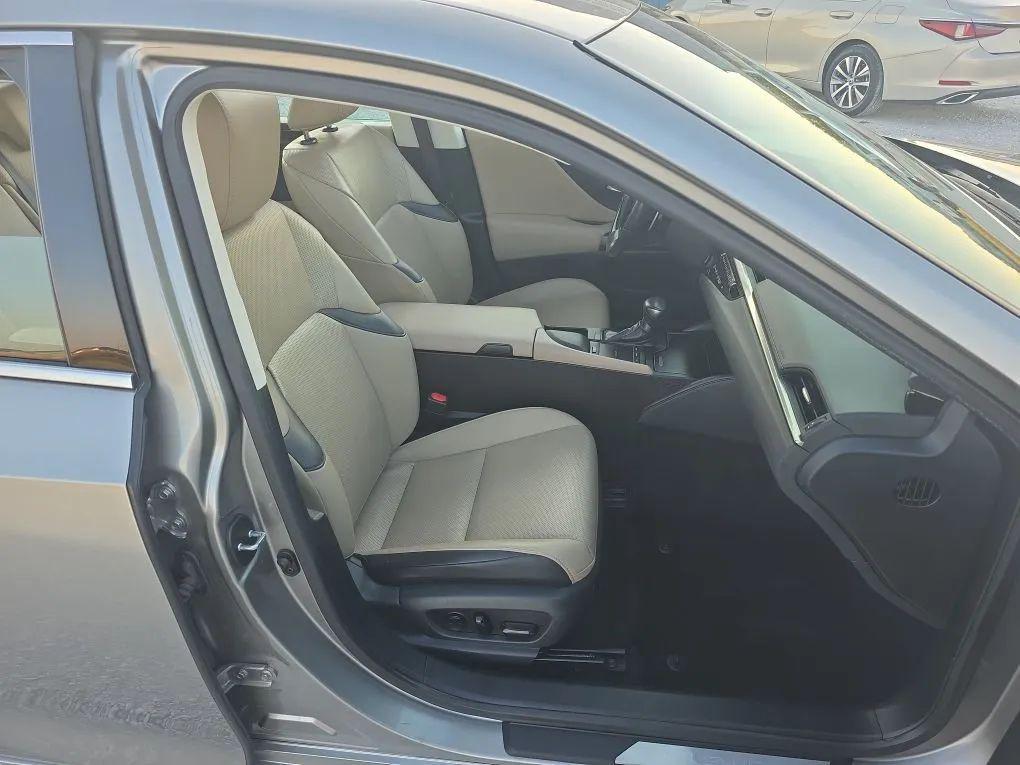 used 2020 Lexus ES 350 car, priced at $28,998