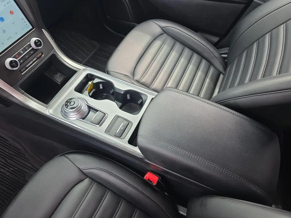 used 2021 Ford Edge car, priced at $20,998