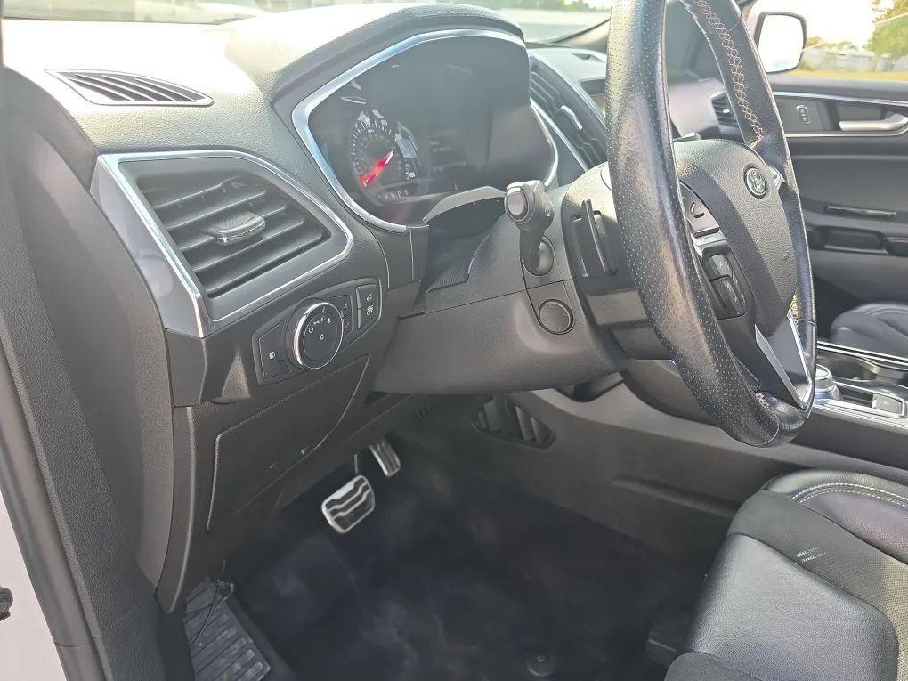used 2020 Ford Edge car, priced at $17,777