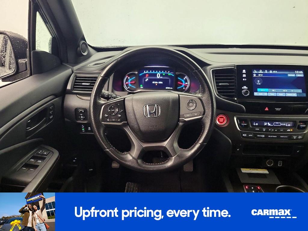 used 2022 Honda Pilot car, priced at $35,998