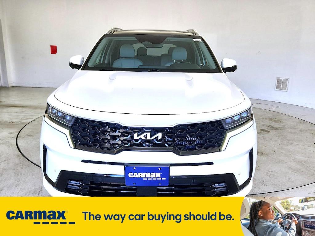 used 2022 Kia Sorento Plug-In Hybrid car, priced at $34,998
