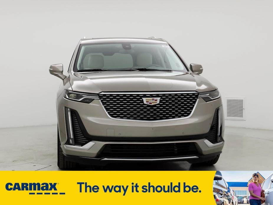 used 2023 Cadillac XT6 car, priced at $38,998