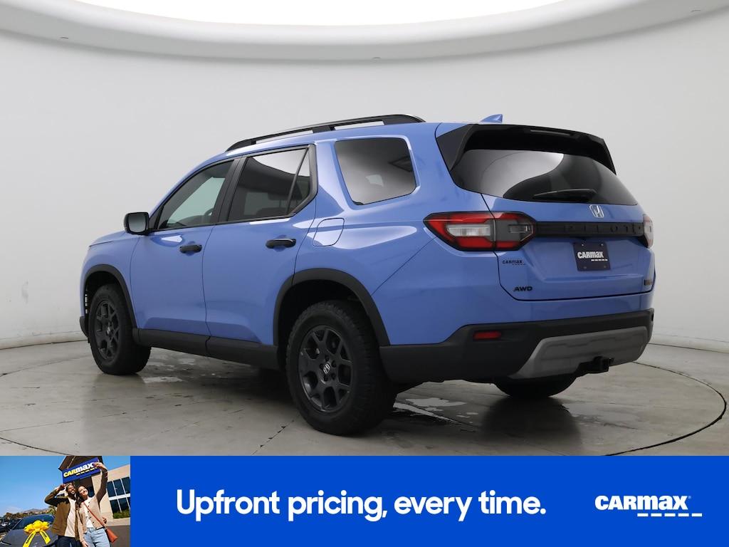 used 2025 Honda Pilot car, priced at $45,998