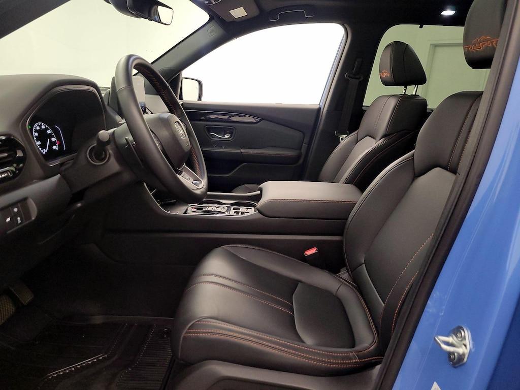 used 2025 Honda Pilot car, priced at $45,998