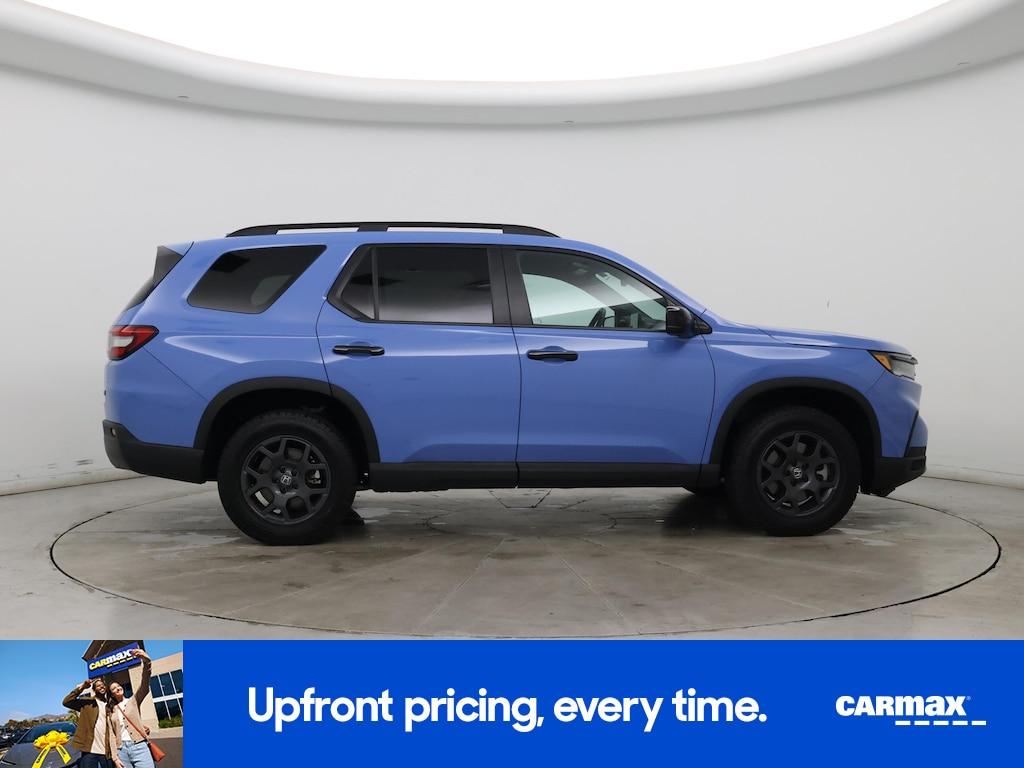 used 2025 Honda Pilot car, priced at $45,998