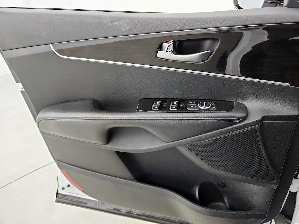 used 2019 Kia Sorento car, priced at $18,998
