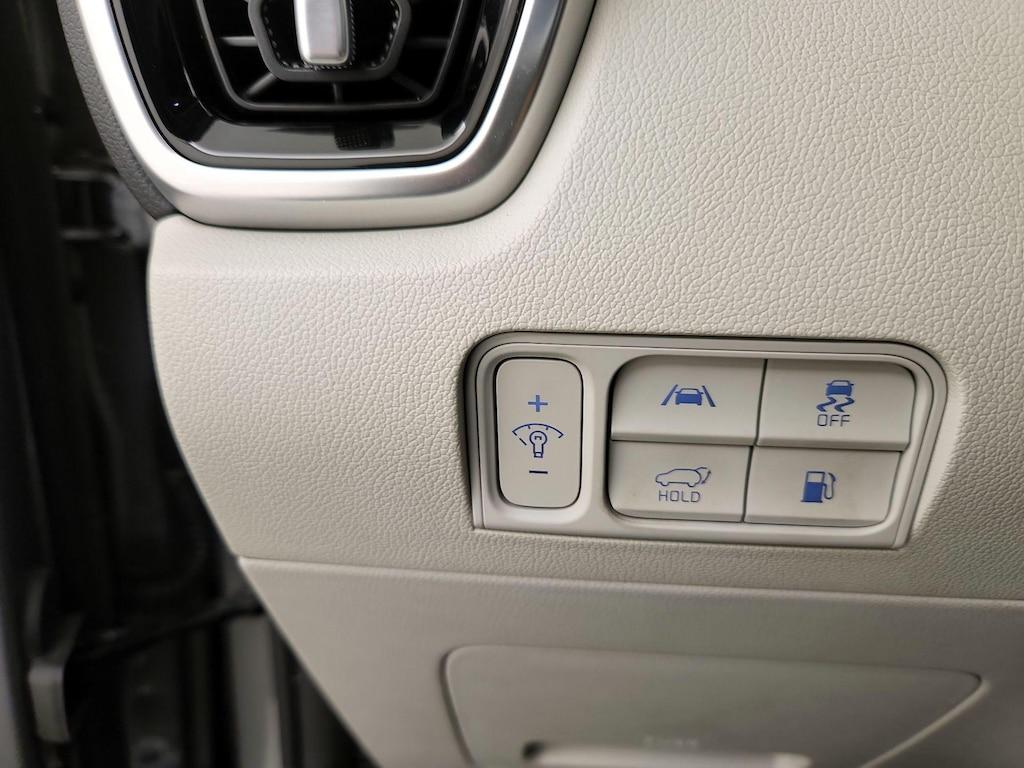 used 2022 Kia Sorento Plug-In Hybrid car, priced at $34,998