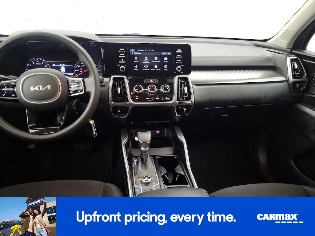 used 2022 Kia Sorento car, priced at $24,998