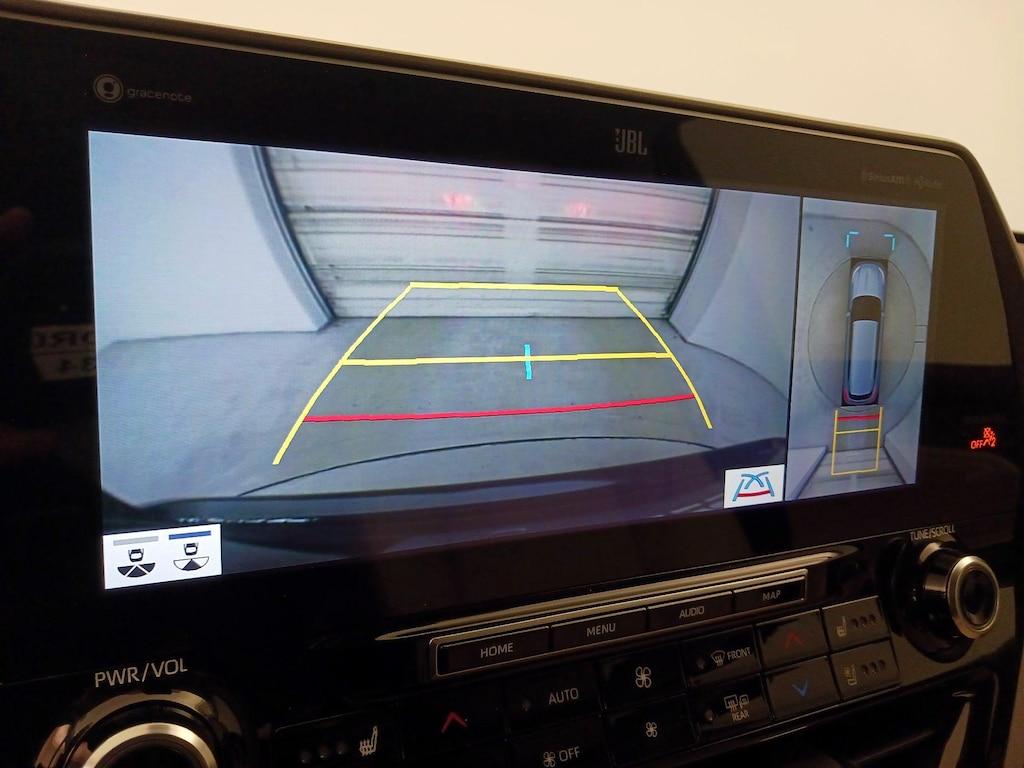 used 2022 Toyota Highlander car, priced at $36,998