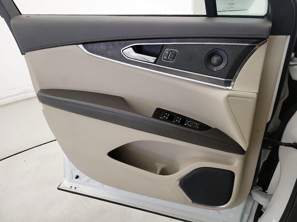 used 2020 Lincoln Nautilus car, priced at $25,998