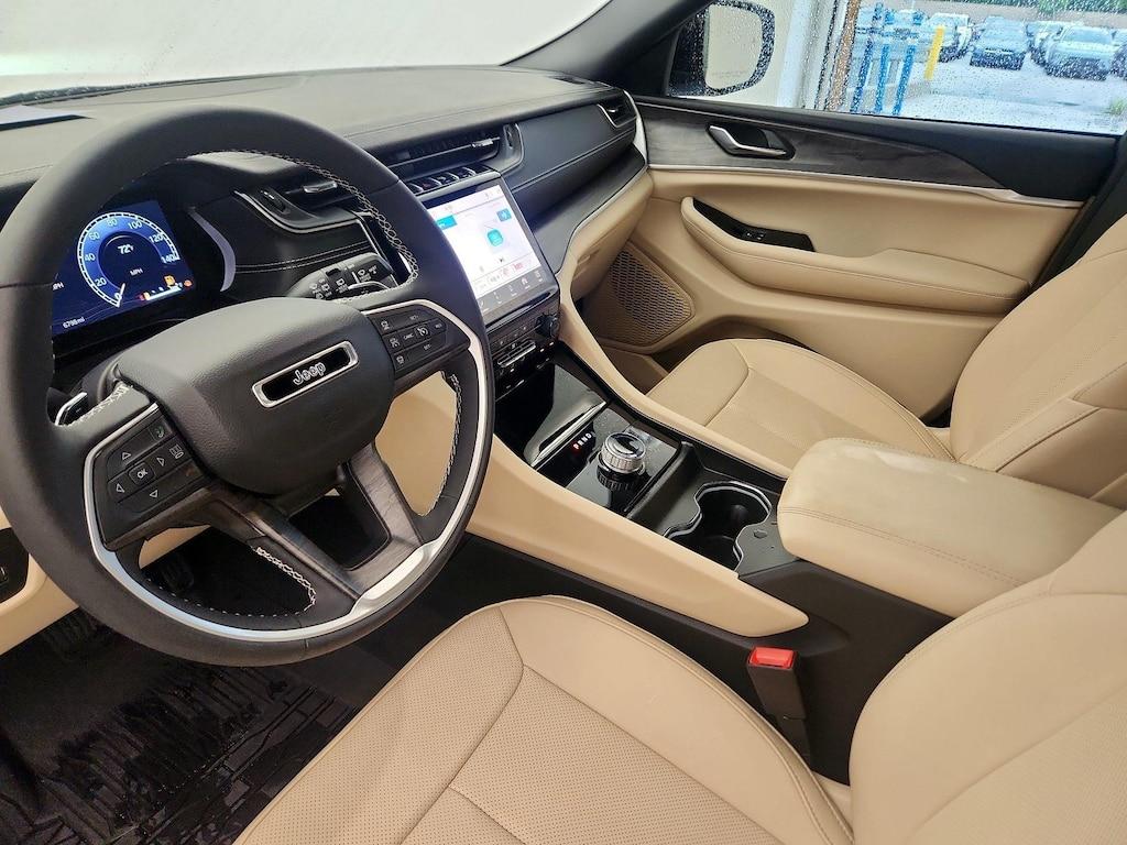 used 2024 Jeep Grand Cherokee car, priced at $44,998