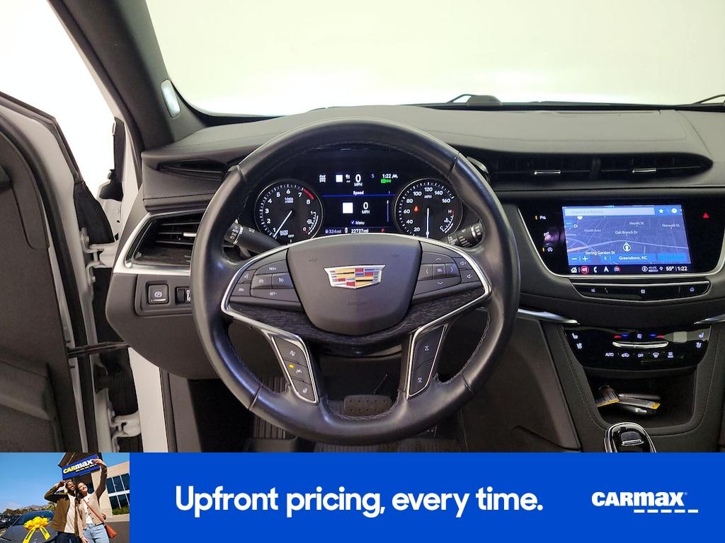 used 2021 Cadillac XT5 car, priced at $33,998