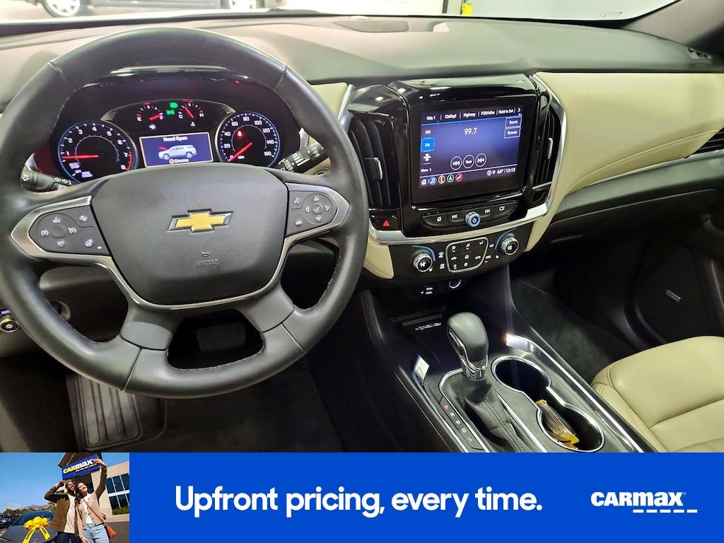 used 2023 Chevrolet Traverse car, priced at $33,998