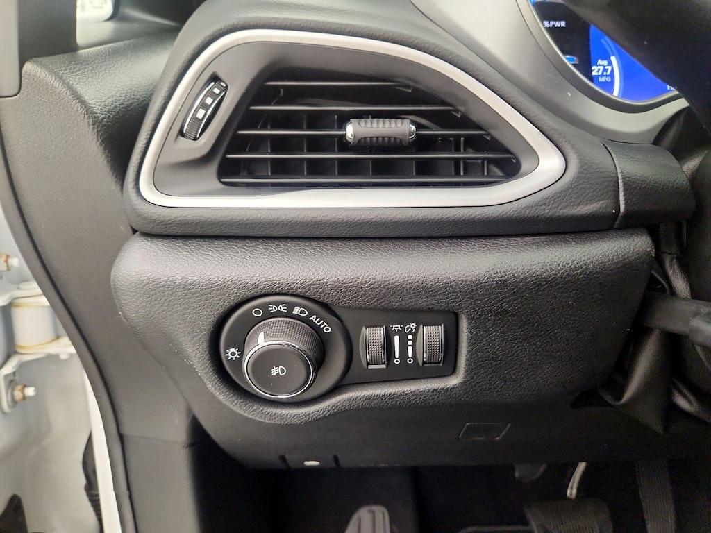 used 2020 Chrysler Pacifica Hybrid car, priced at $32,998