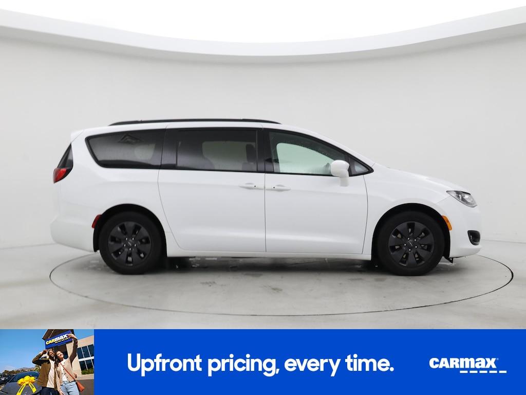 used 2020 Chrysler Pacifica Hybrid car, priced at $32,998