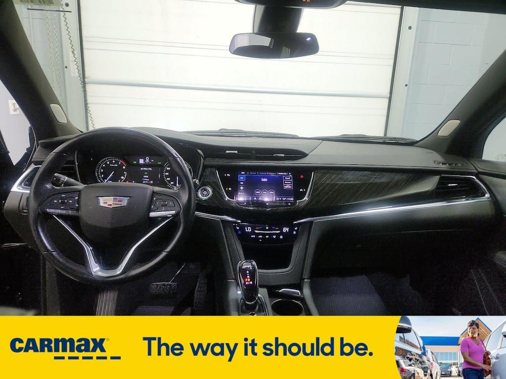 used 2021 Cadillac XT6 car, priced at $37,998