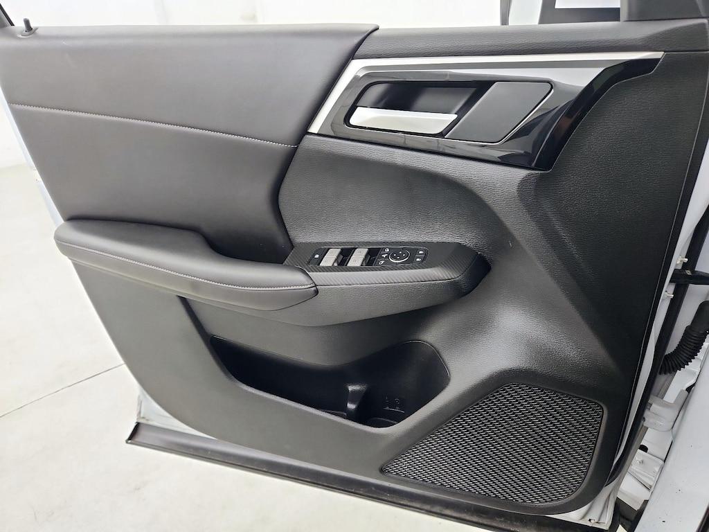 used 2023 Mitsubishi Outlander car, priced at $22,998