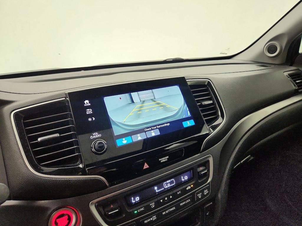 used 2022 Honda Pilot car, priced at $29,998