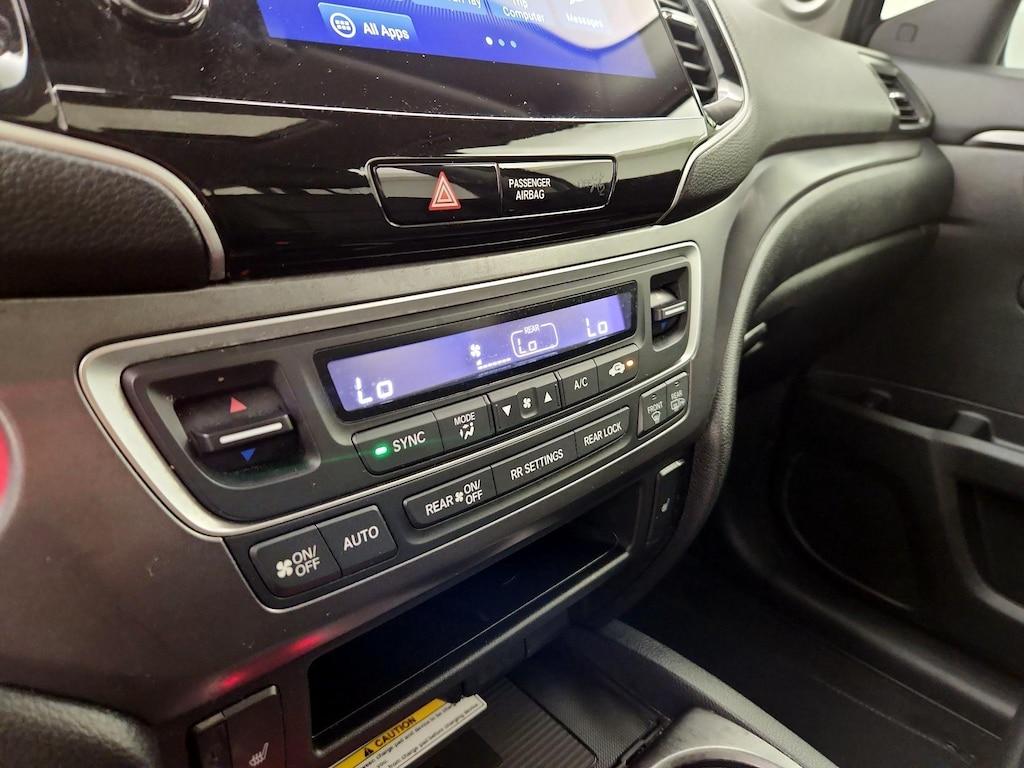 used 2022 Honda Pilot car, priced at $29,998