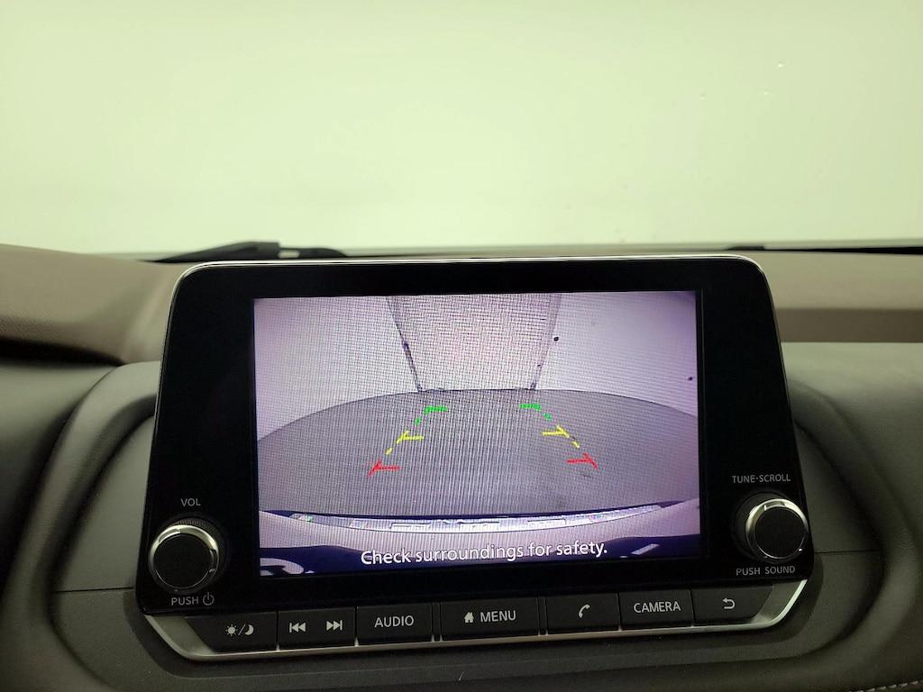 used 2022 Nissan Rogue car, priced at $23,998