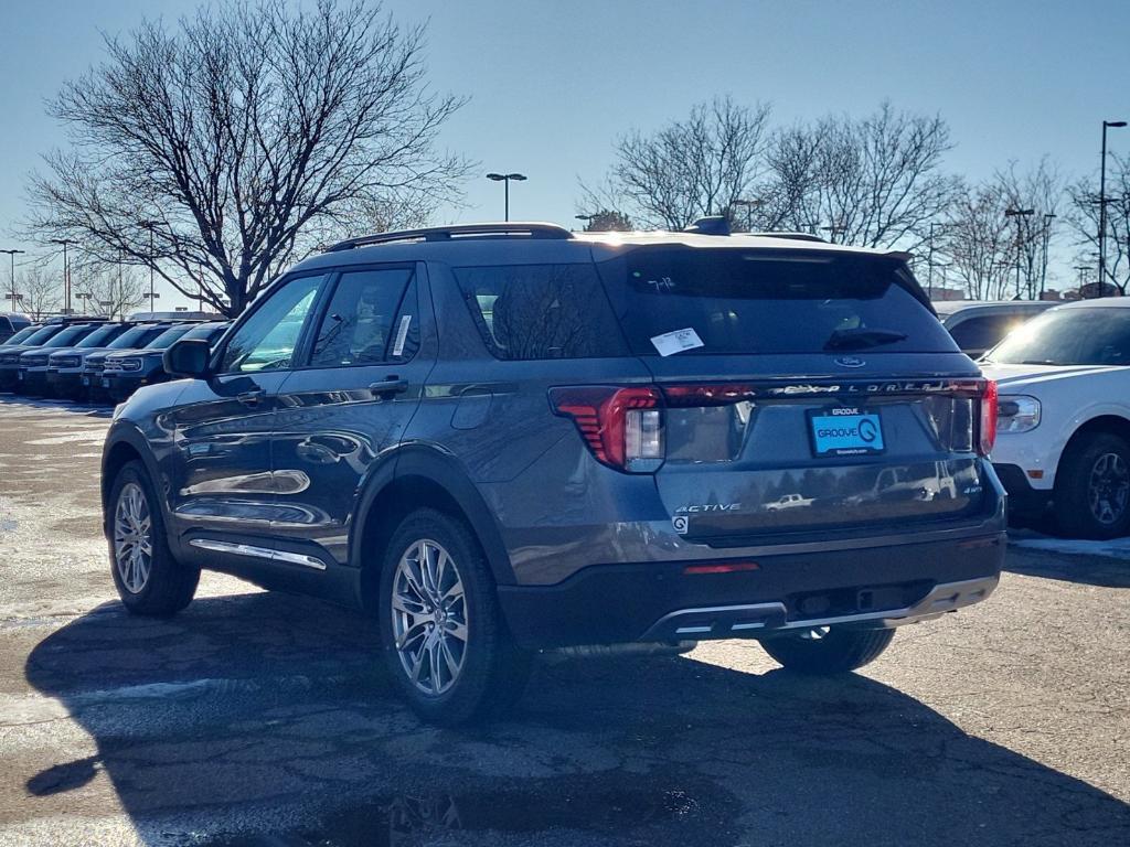 new 2025 Ford Explorer car, priced at $48,999