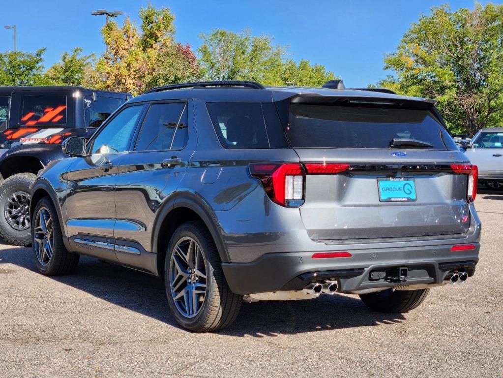 new 2025 Ford Explorer car, priced at $60,594