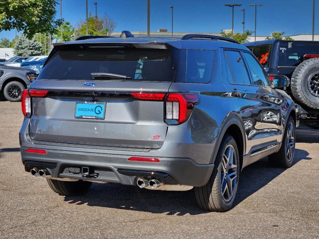 new 2025 Ford Explorer car, priced at $60,594